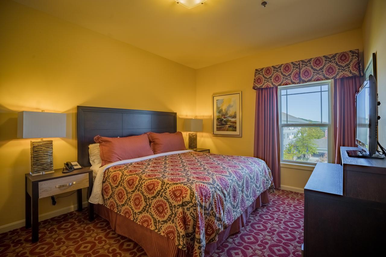 Berkshire Mountain Lodge Питсфилд Экстерьер фото
